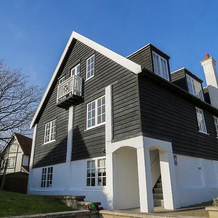 Ogilvie Lodge Apartment Thorpeness Bagian luar foto